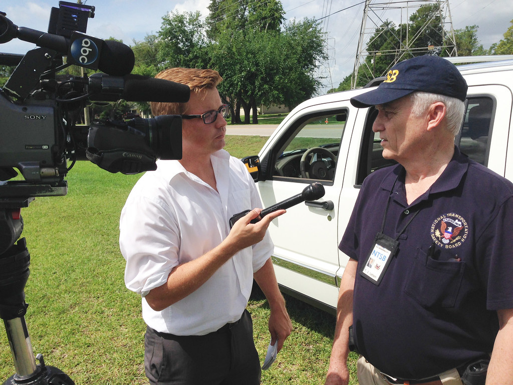 ASI Tom Latson in Baytown, TX NTSB Air Safety Investigator… Flickr