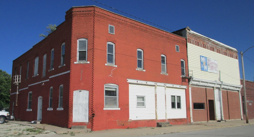 Storefront Block (Farragut, Iowa) Located at the southeast… Flickr