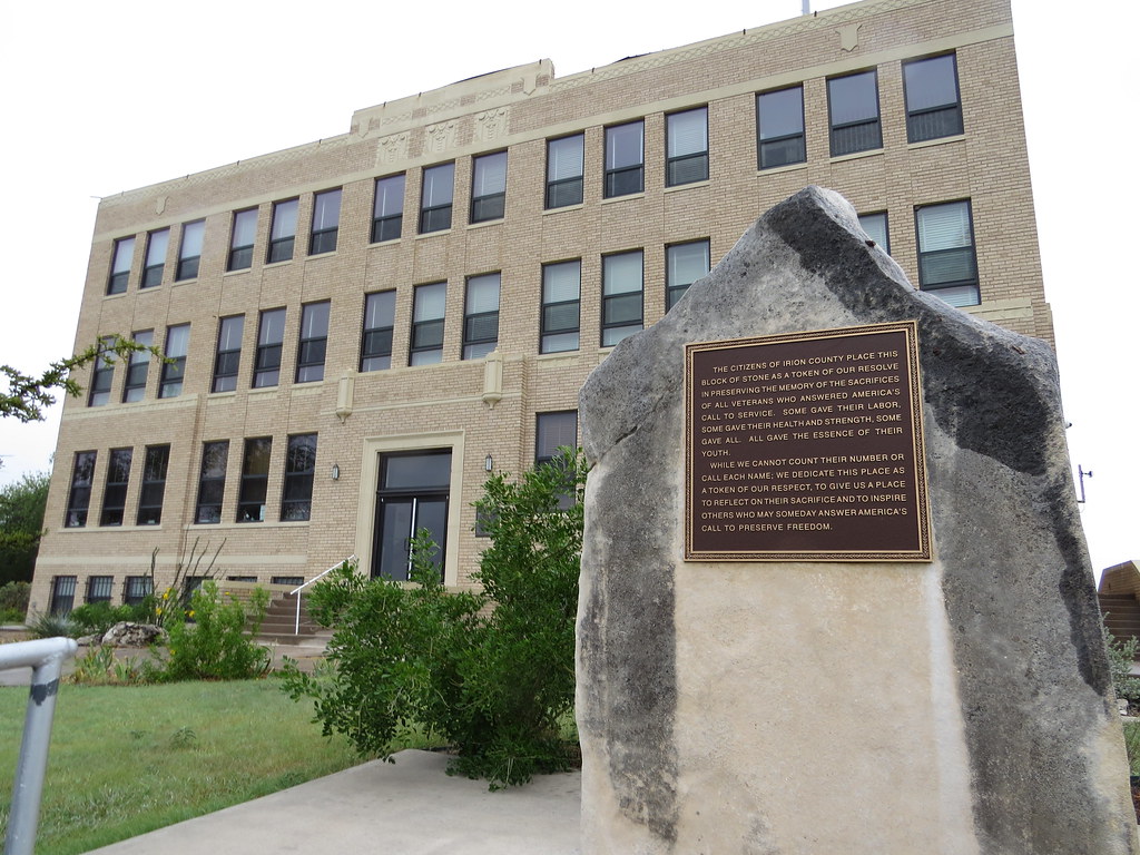 County Courthouse, Mertzon, TX Irion County Courthouse Flickr
