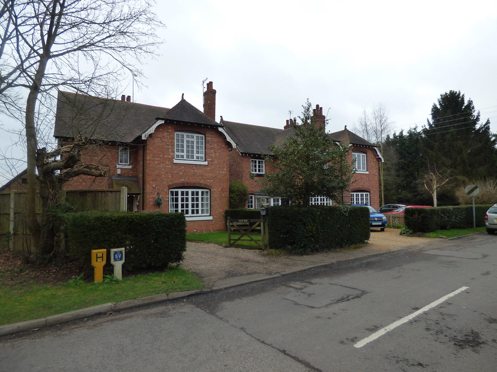 Hatton Locks Canal Road, Hatton Brent House and Canal Cottage a