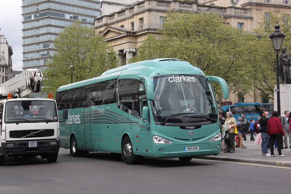 116511 Clarke, Lower Sydenham (LN) YN13EHE Trafalgar Squar… Flickr