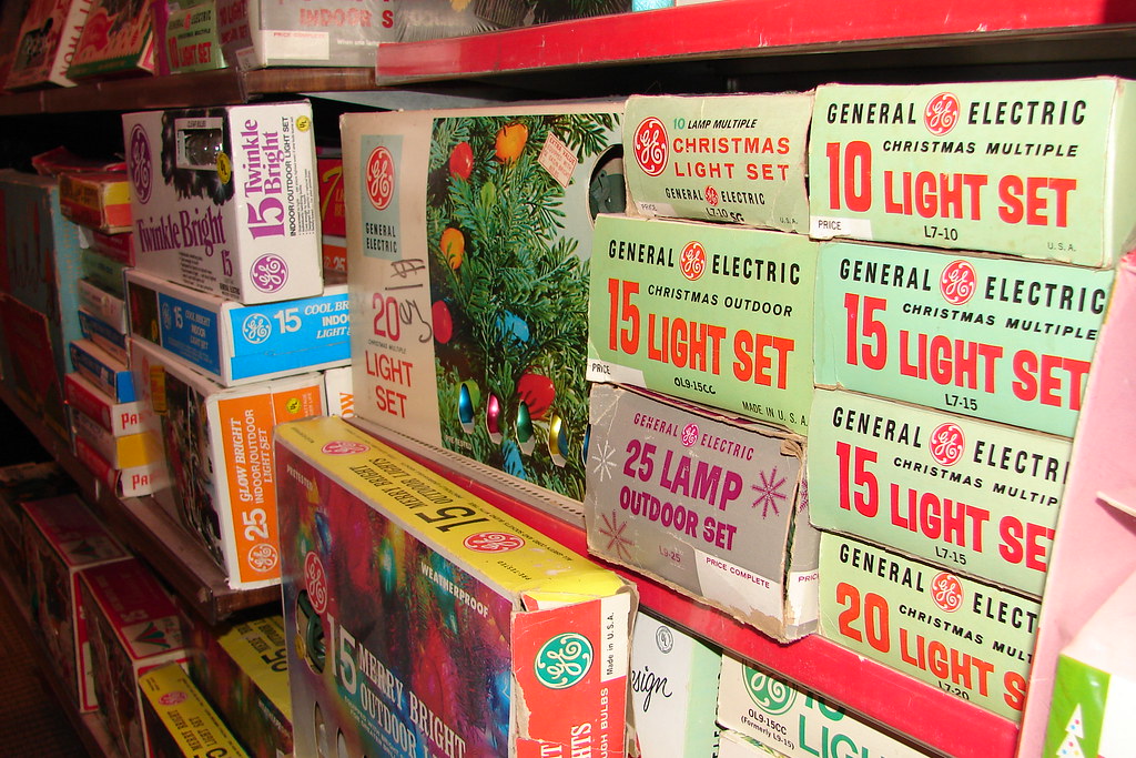 GE Vintage Boxed Christmas Light Sets The first complete b… Flickr