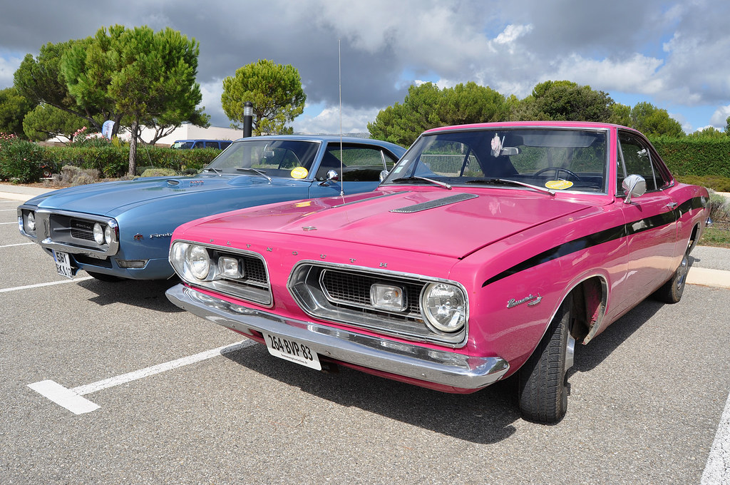 Pontiac Firebird & Plymouth Barracuda 10000 tours du Caste… Flickr