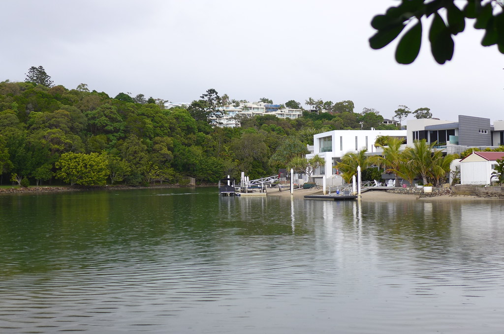 Prestige houses along the Noosa River waterfront 22nd June
