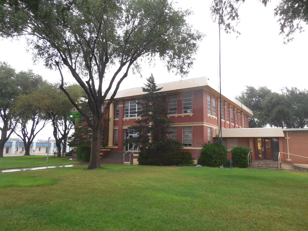 Oldham County Courthouse Vega, Texas Constructed in 1915 a… Flickr