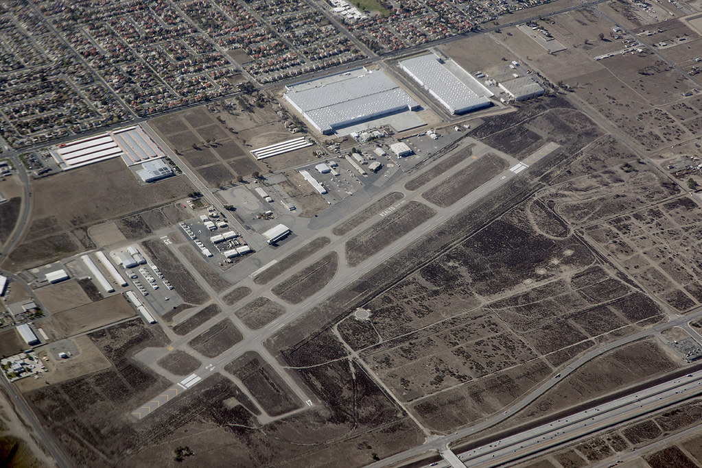 Above the Rialto Airport, San Bernardino County, Californi… Flickr