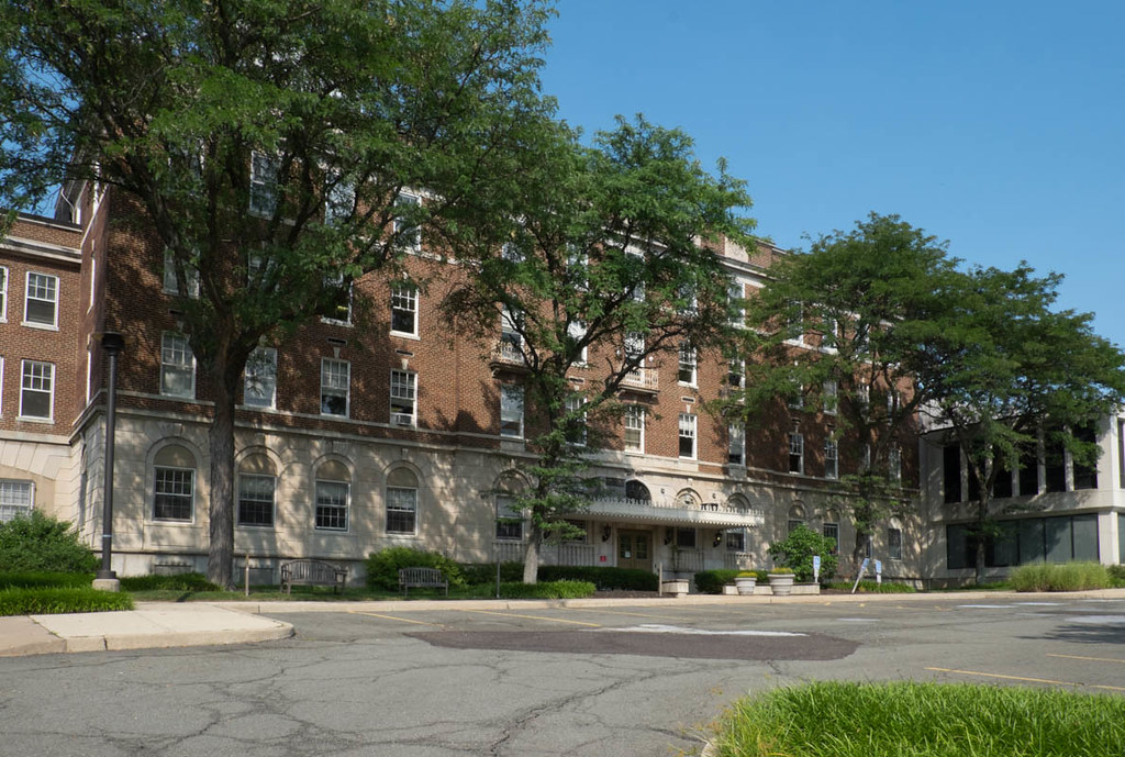 Former Mercer Hospital, Trenton Mike Durling Flickr