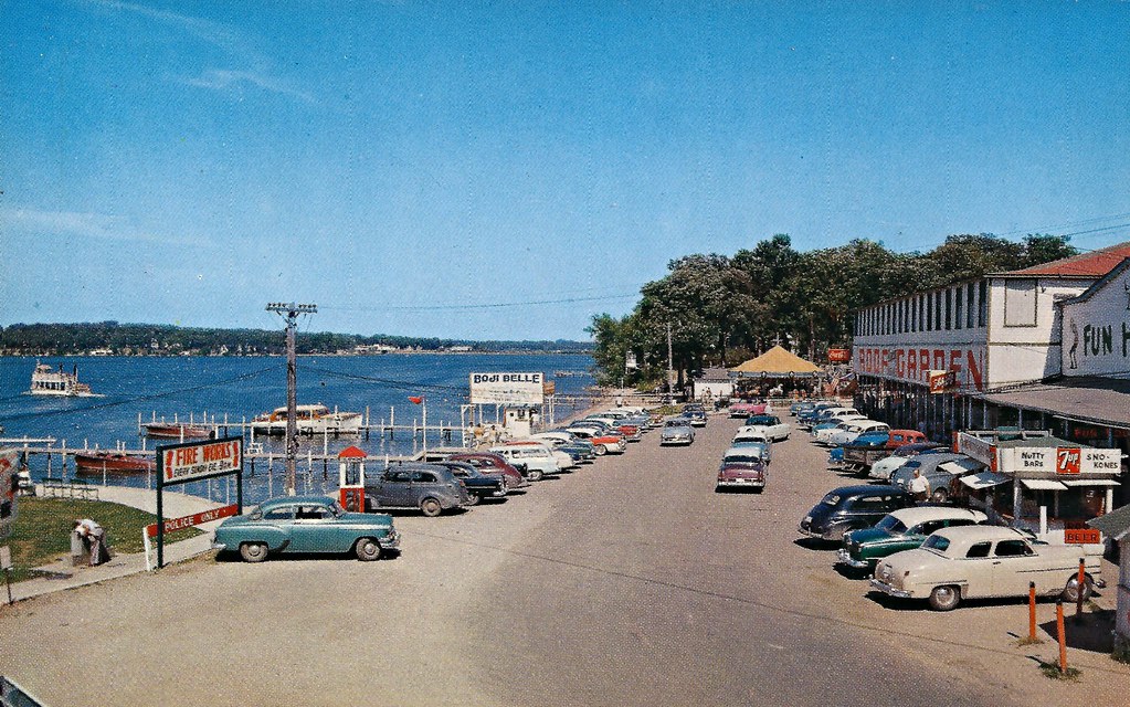 The Roof Garden , Okoboji Iowa