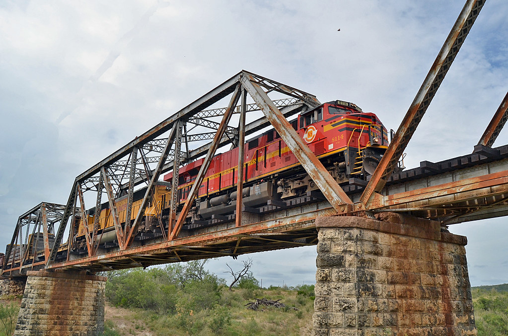NS 8114 Heritage Unit Knippa, Texas Norfolk Southern N… Flickr
