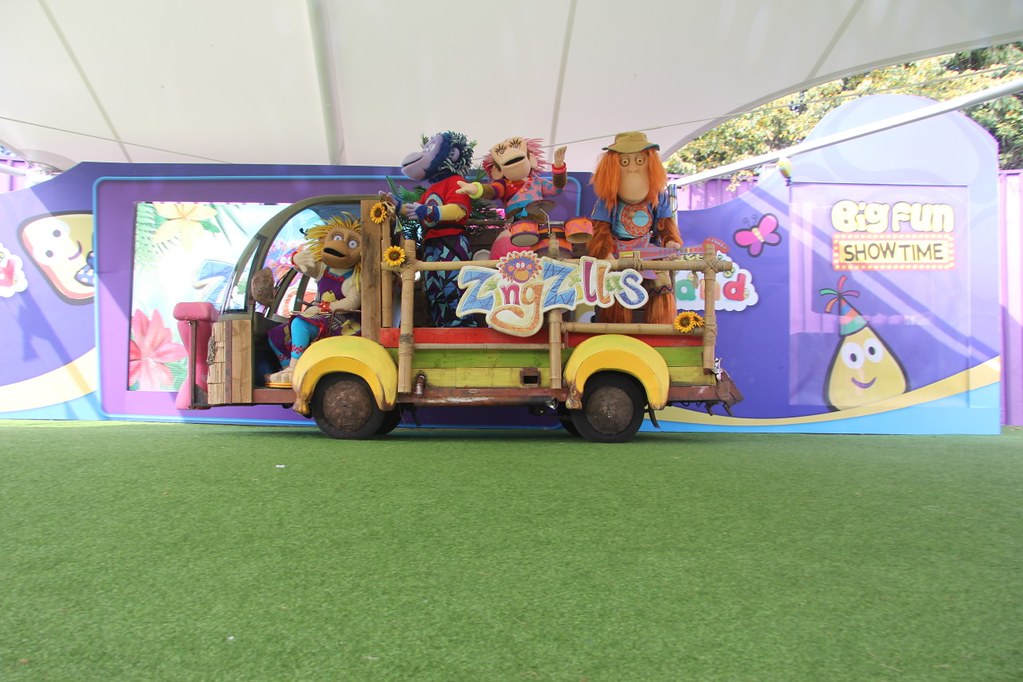 The Zingzillas perform their big Zing The Zingzillas perfo… Flickr