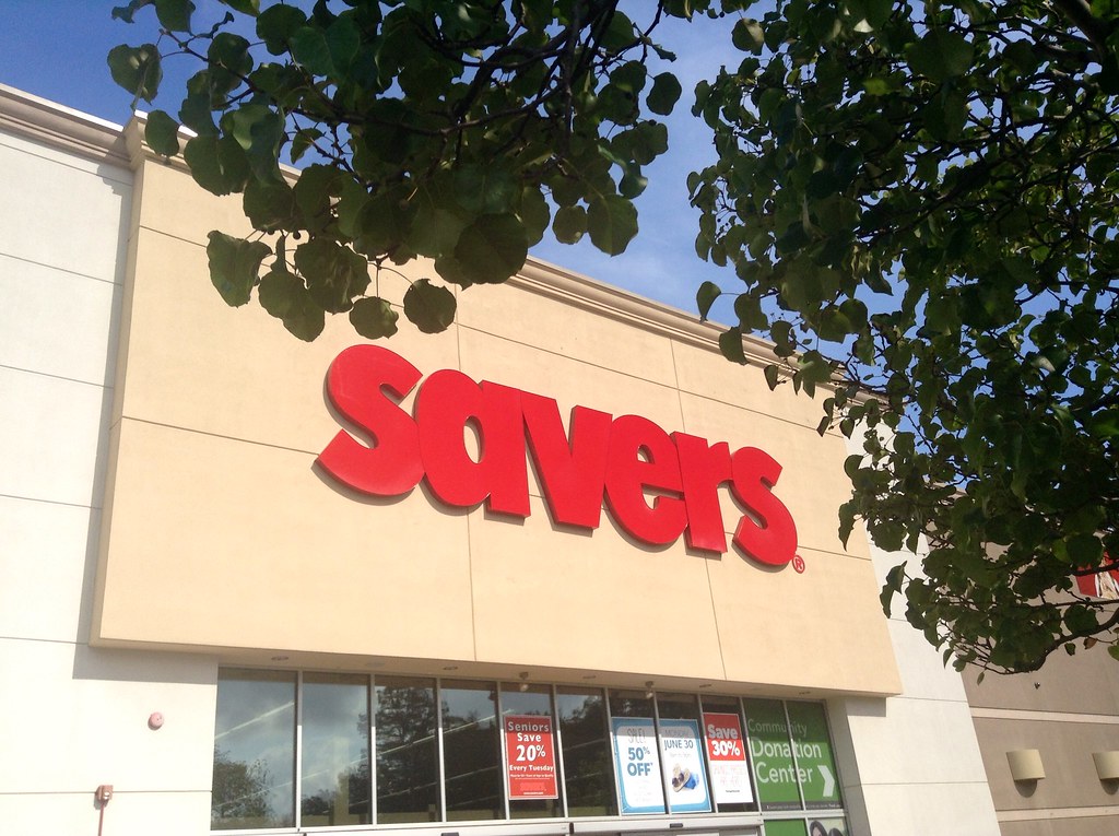 Savers Store, Meriden, CT. 6/2014. Savers thrift store. Pi… Flickr
