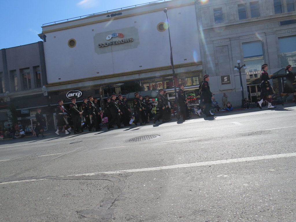 IMG_2267 Victoria Day Parade May 19, 2014 in progress Andy Nystrom