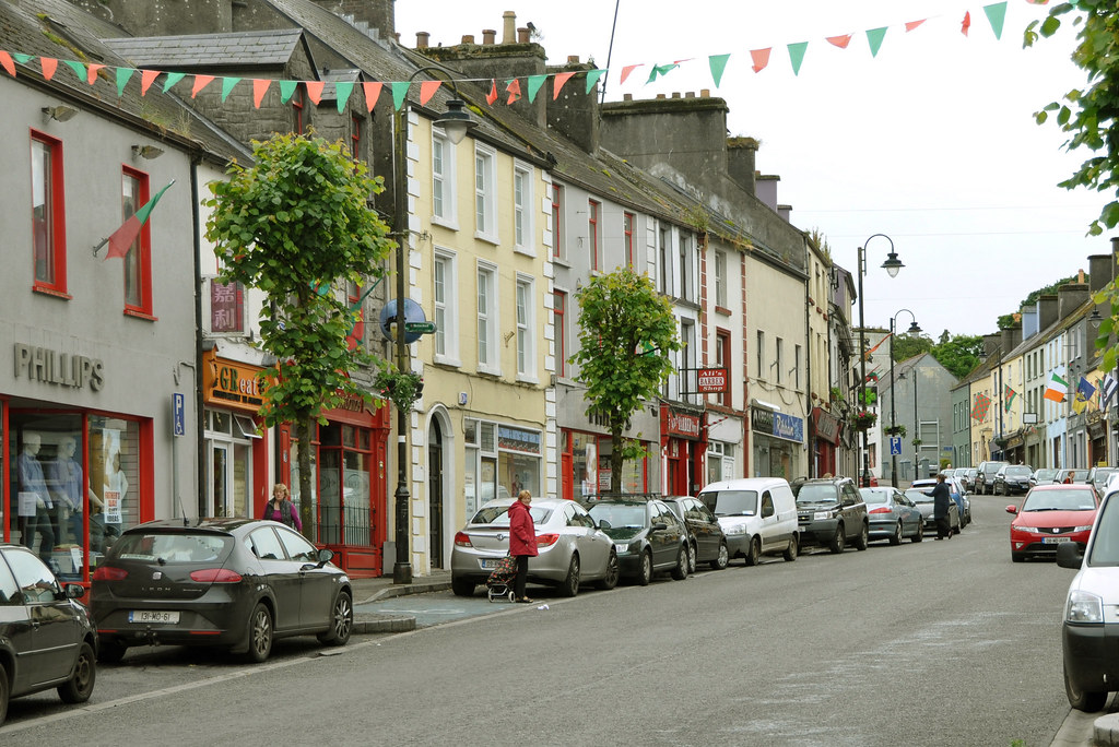 Ballyhaunis Downtown Ballyhaunis, Co. Mayo, Ireland. (Phot… Flickr