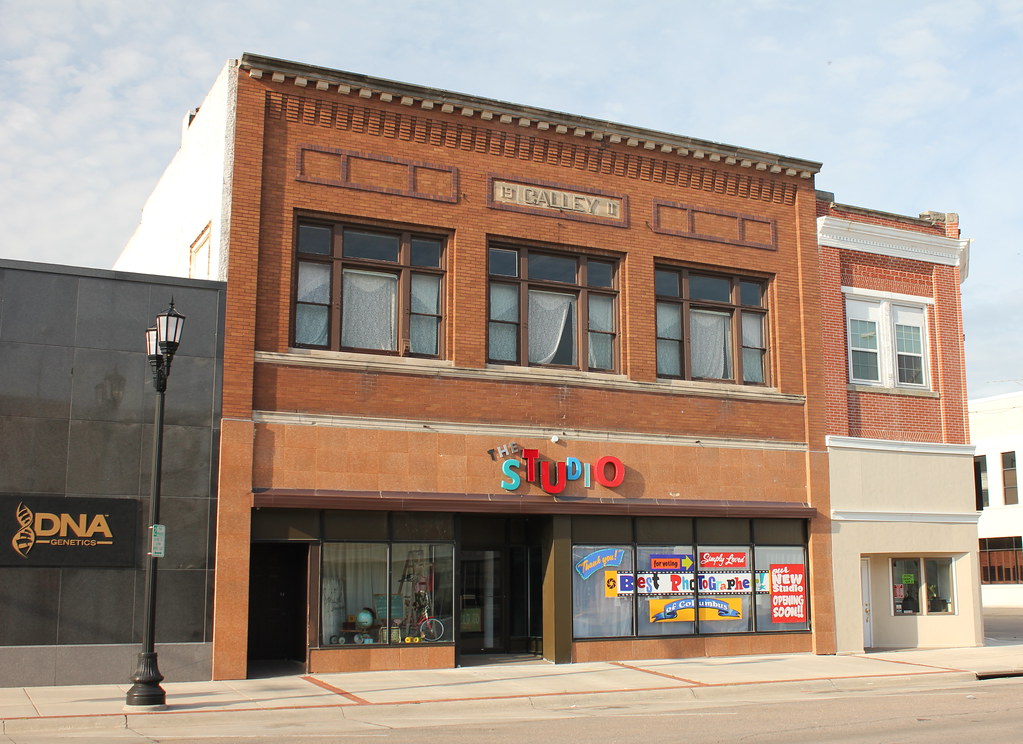 Galley Building Columbus, NE Built in 1911 to house Gall… Flickr