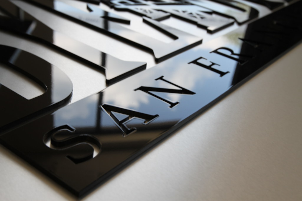 Metal Laminate Logos Acrylic with Metal Face Impact Signs