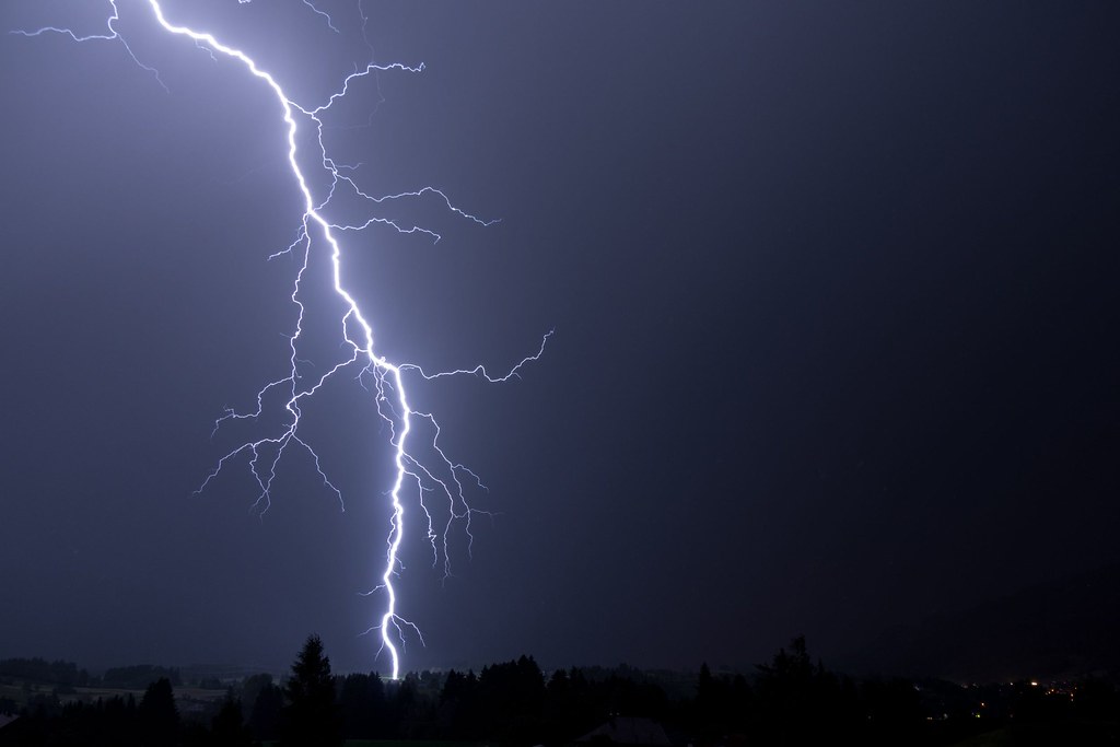 Blitz | Nico Moroff | Flickr