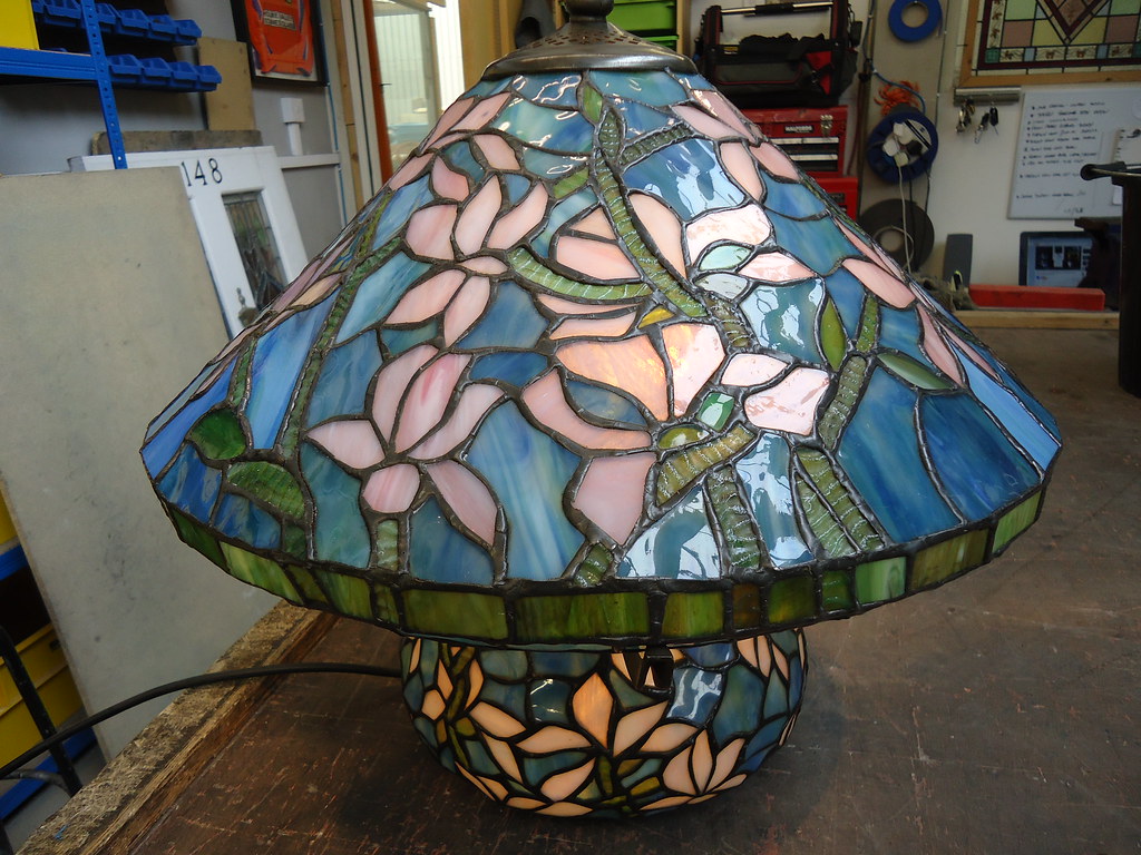 DSC00490 Tiffany repairs and restoration This copper foil … Flickr