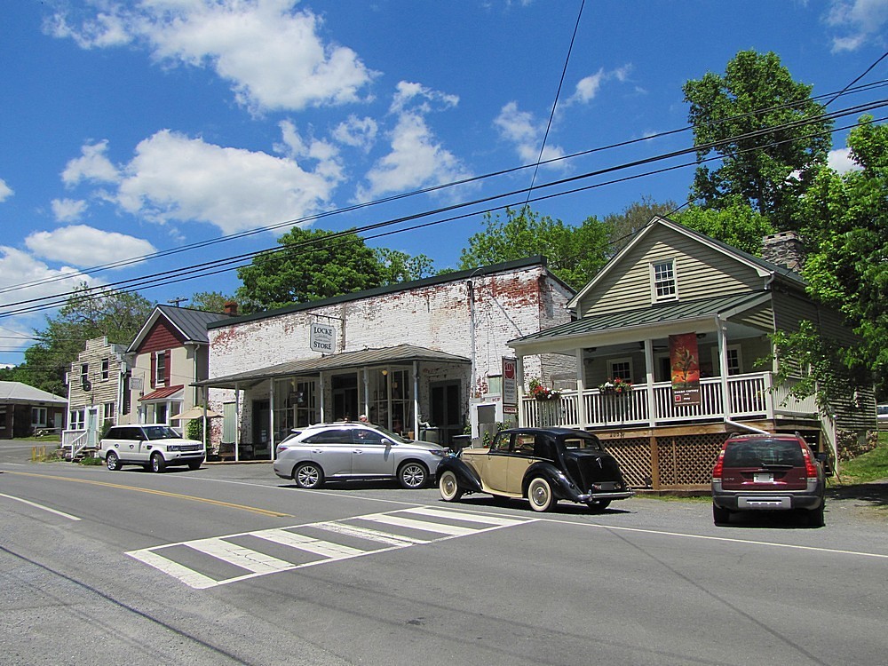Millwood, Virginia Millwood is located in Clarke County, V… Flickr