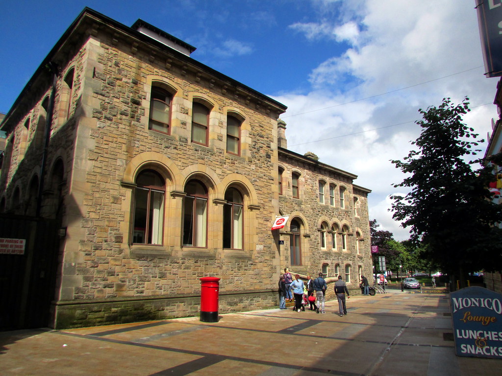 Post Office Custom House Street, Derry. Reading Tom Flickr