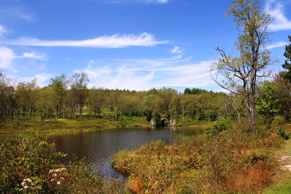 Pendleton Lake becki61 Flickr