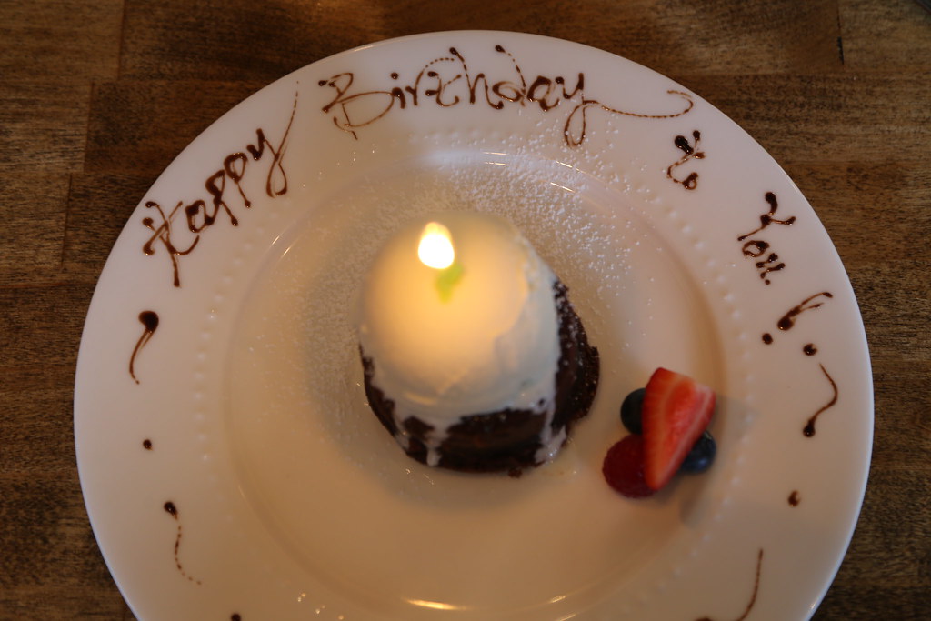 Olive and Anchor, Horseshoe Bay Brooke B Flickr