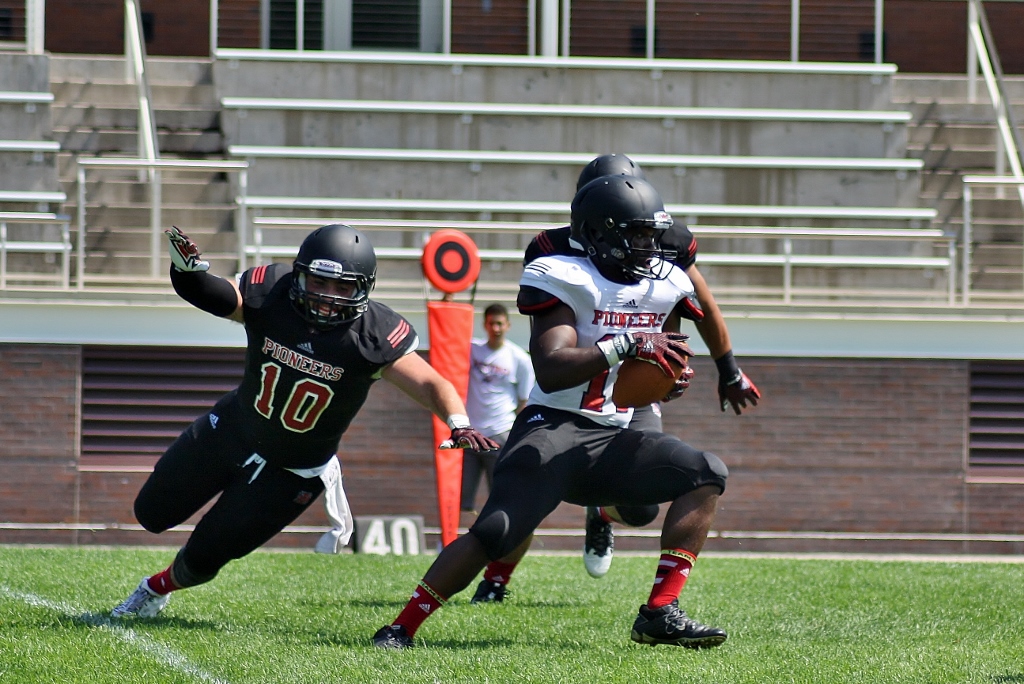 IMG_1575 (1024x684) Grinnell College Football 2014 Scarle… Flickr