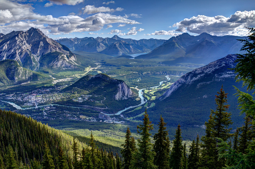 Banff HDR View from Sulphur Mountain after taking the Banf… Flickr