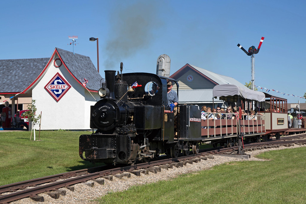 Passing the Skelly Gas Station Dalton Decauville Railroa… Flickr