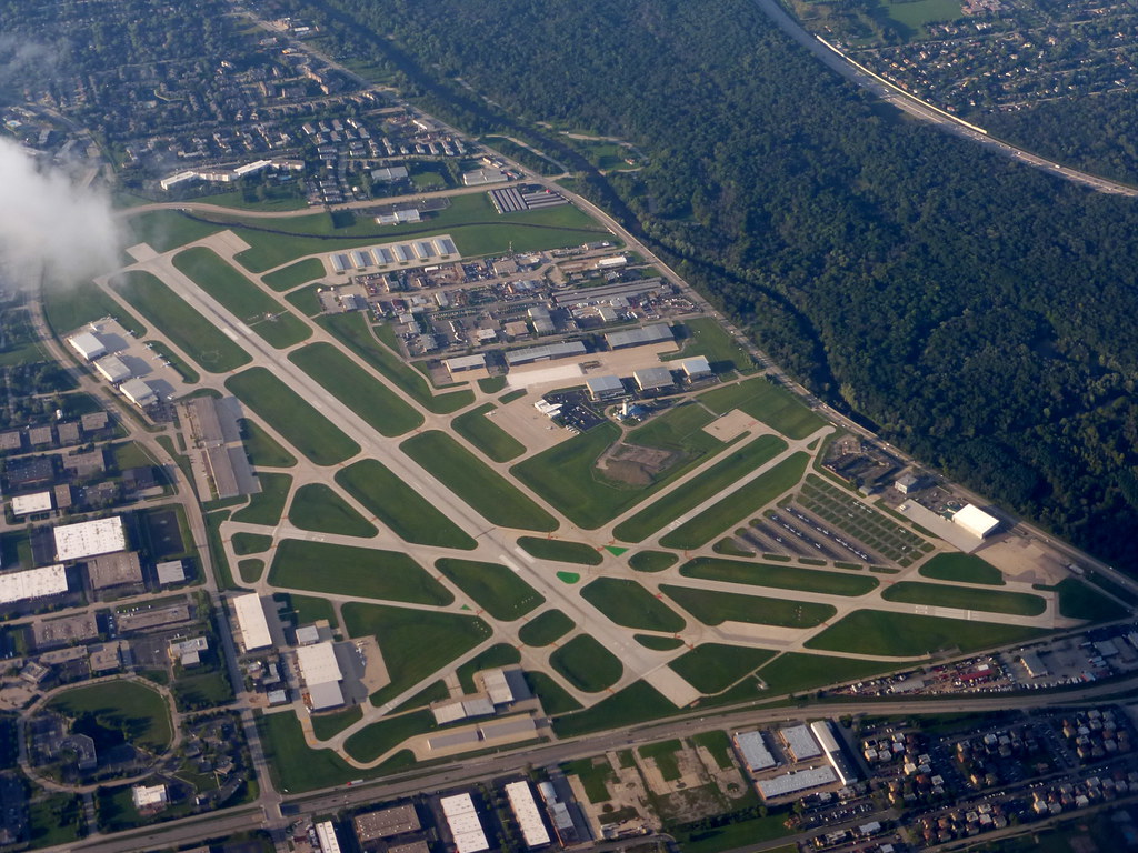 Palwaukee (Chicago Executive) Airport Mark Susina Flickr