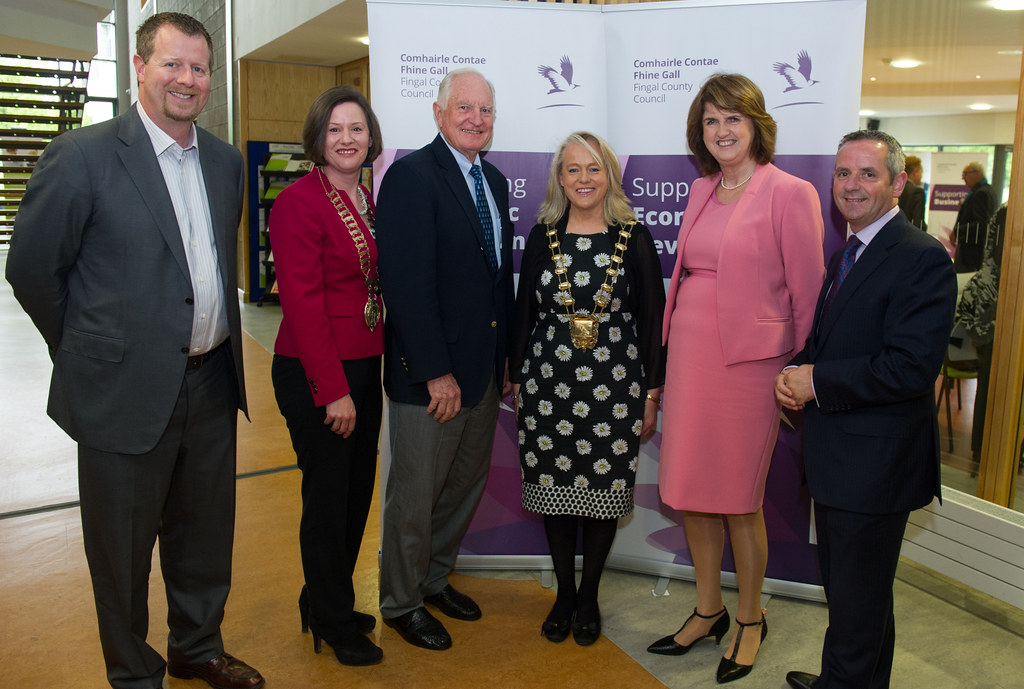 Chris Boody, Chamber President Siobhan Kinsella, Dr Craig … Flickr