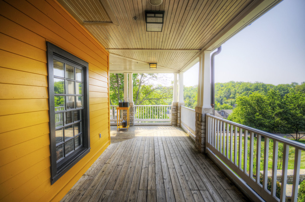 Kentucky Porch Woodford Reserve near Lexington, Kentucky