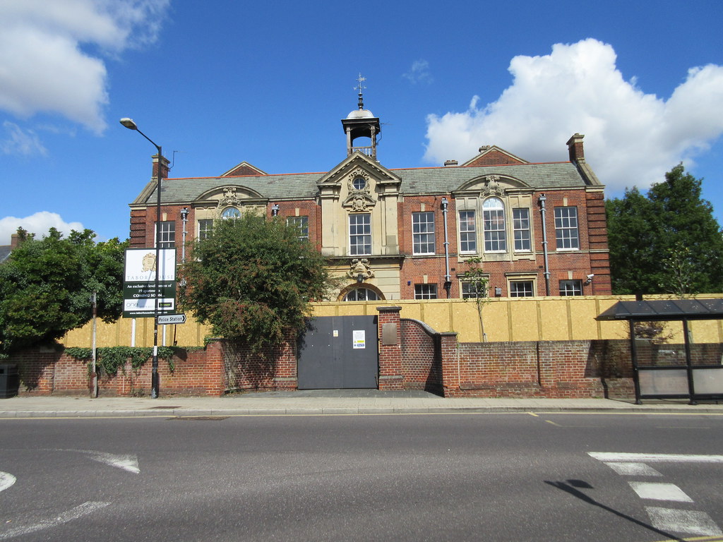 Tabor House apartments IMG_2711 In Braintree on Market Day… Flickr