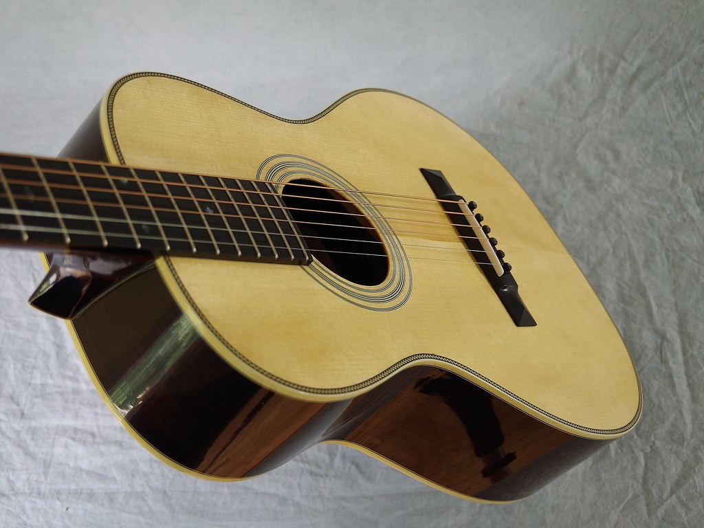 Eastman E20P Varnish left handed guitar Eastman E20P Varni… Flickr