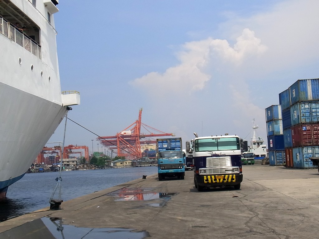 Pier 4 North Harbor . mbb8356 Flickr