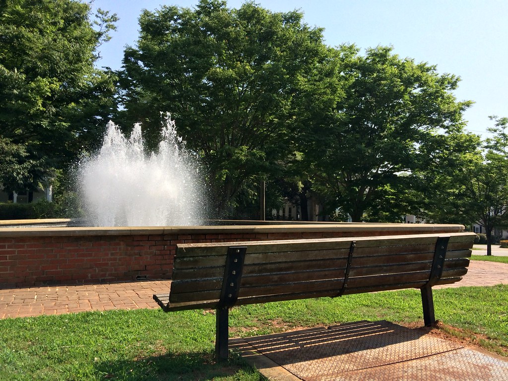 Newnan, Veterans Memorial Park jacob barton Flickr