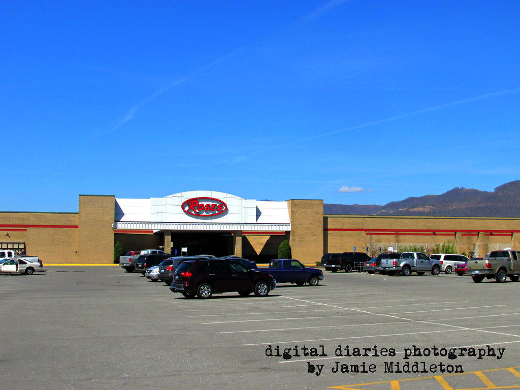 Roses, Former Big Kmart Middlesboro, KY Jamie Middleton Flickr