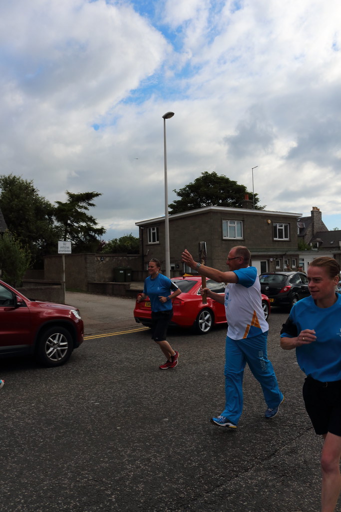 Queens Baton Relay,Balgownie Road,Aberdeen 2014 Alan Longmuir. Flickr