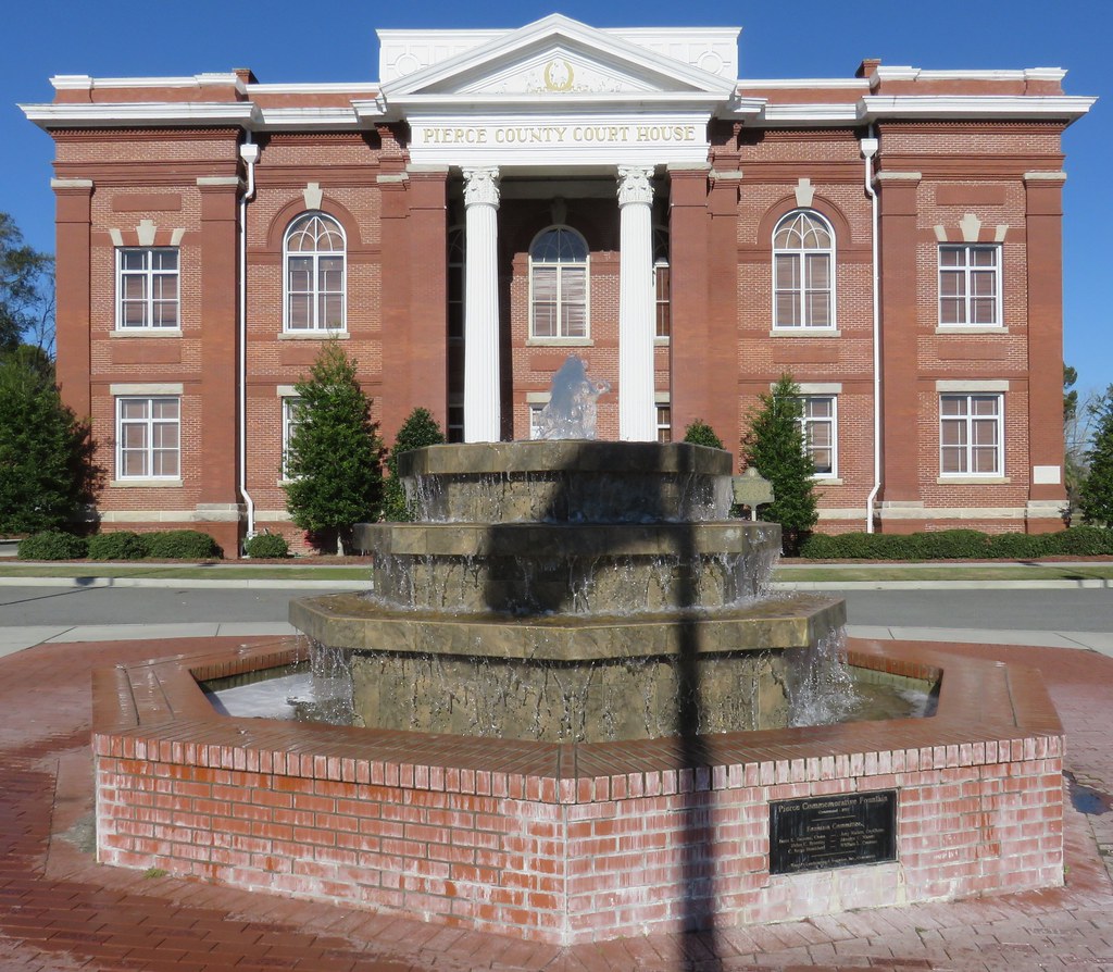 Pierce County Courthouse (Blackshear, Pierce Coun… Flickr