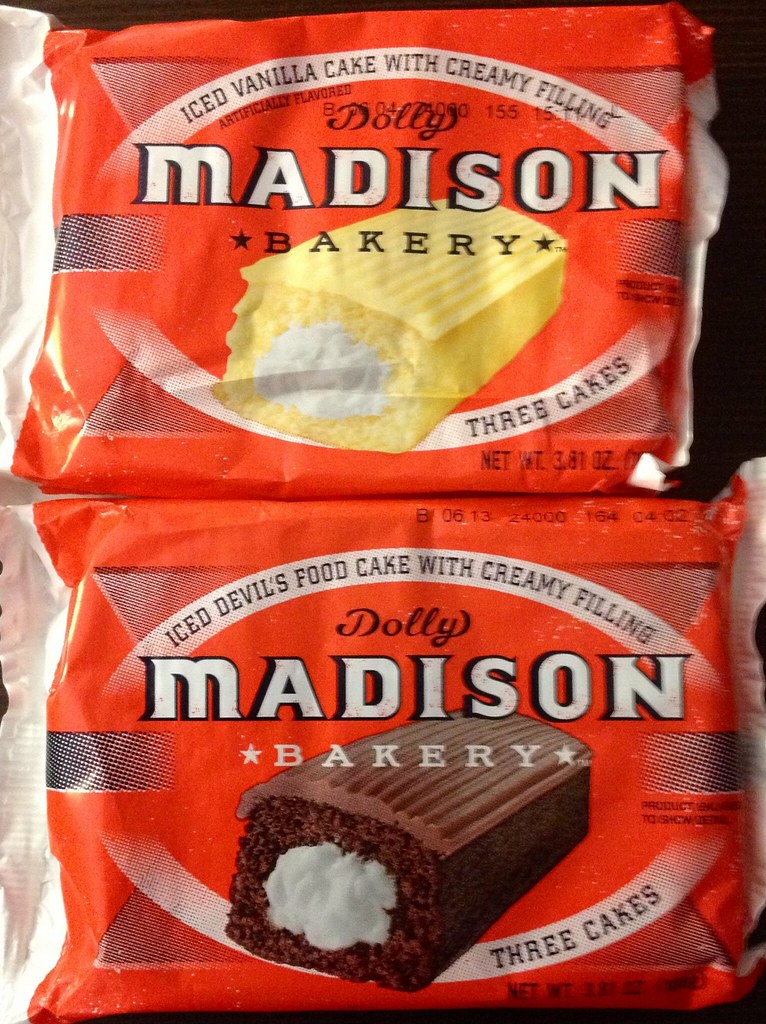 2014 DOLLY MADISON BAKERY FINGER CAKES (ZINGERS) They're b… Flickr