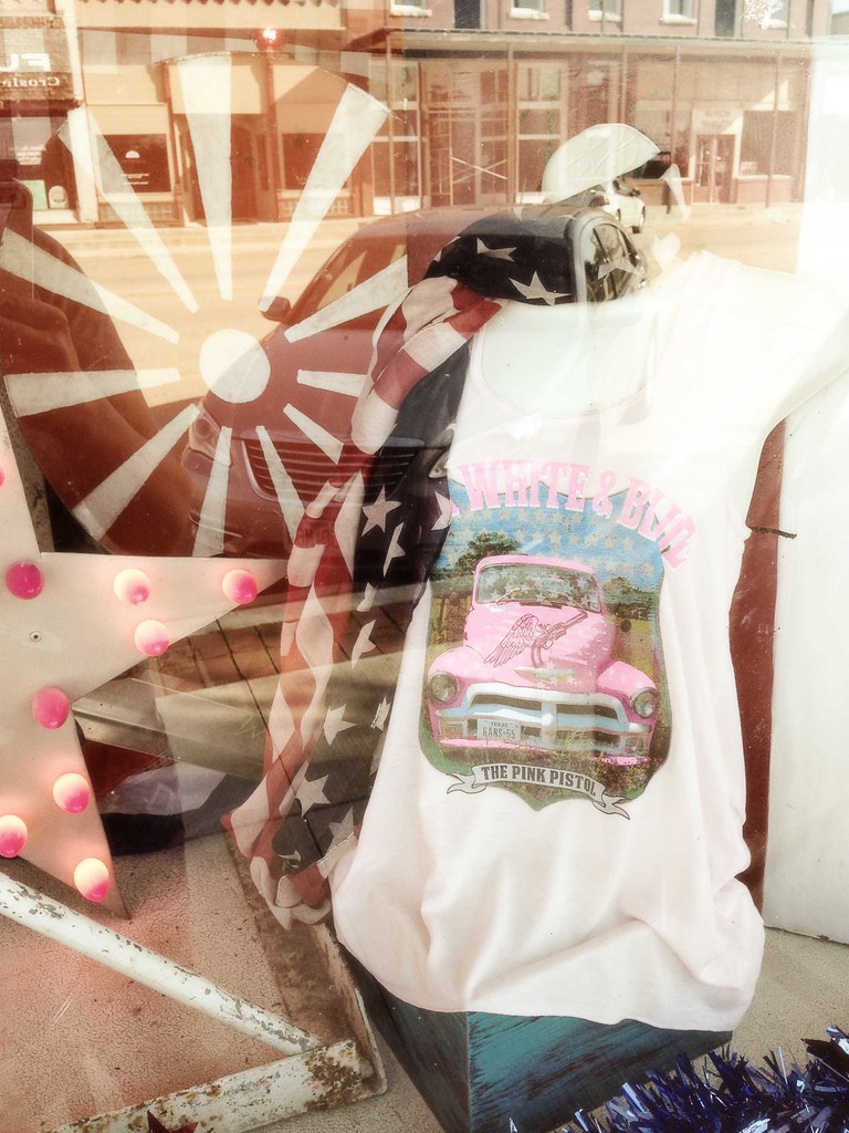 Miranda Lambert's The Pink Pistol in Tishomingo, OK Flickr