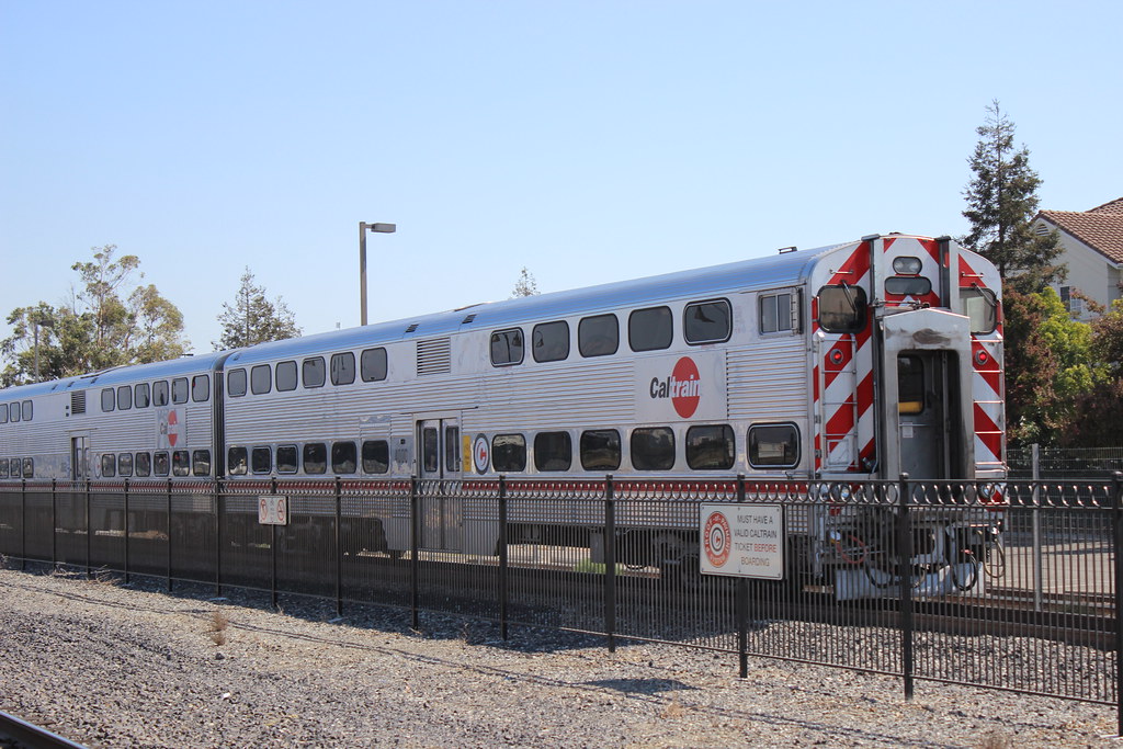 JPBX 4000 (Caltrain Cab Car) in Santa Clara, CAJPBX 4010… Flickr