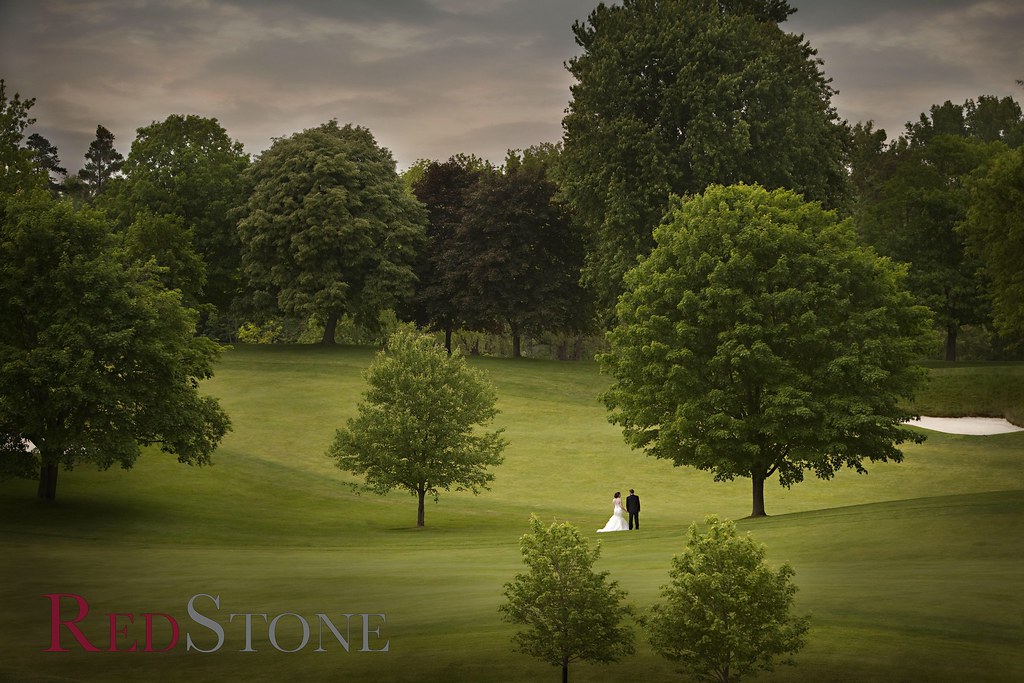 A wedding at Irondequiot Country Club in Pittsford NY. I w… Flickr