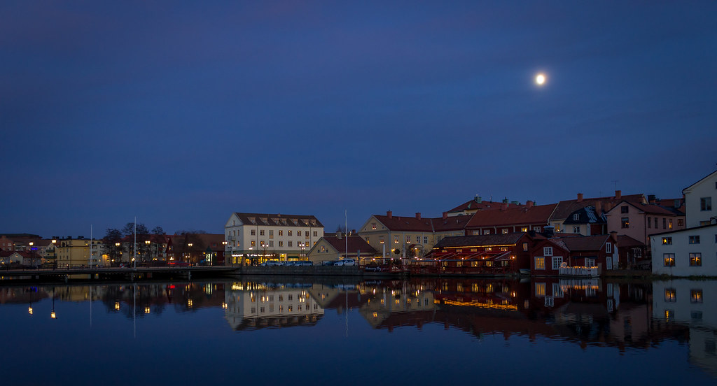 Houses at river Eskilstuna, Sweden Johan Östling Flickr