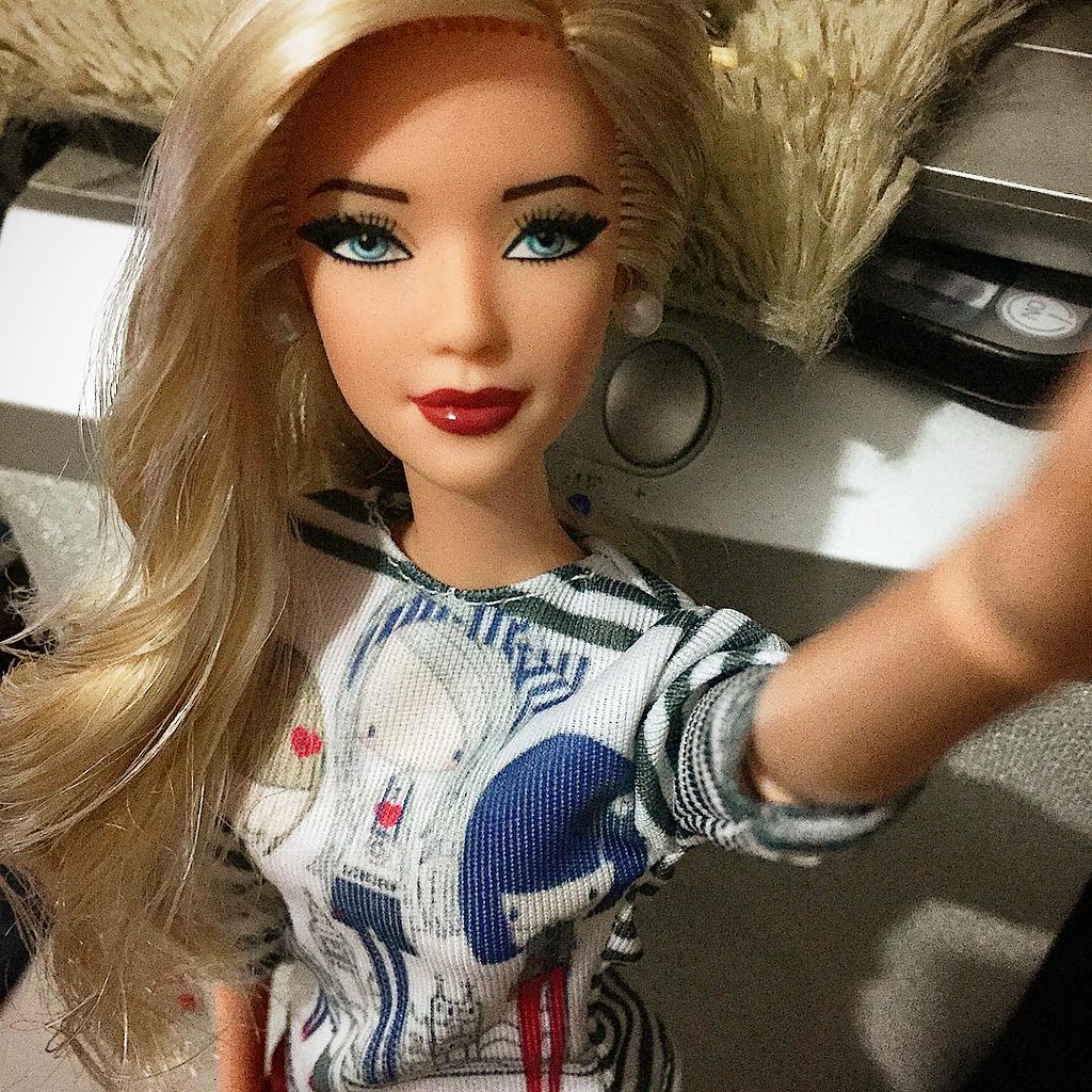 Selfie! barbie doll mattel fashions lelima lelimafas… Flickr