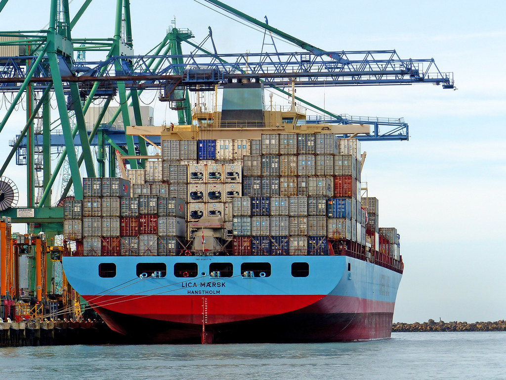 Lica Maersk. Container ships are cargo ships that carry al… Flickr