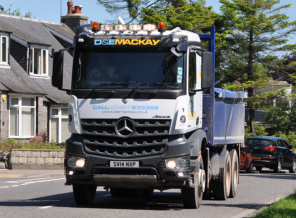 Mackay SV14NXP Riverside Drive,Aberdeen 10/06/2014 Harry's On The