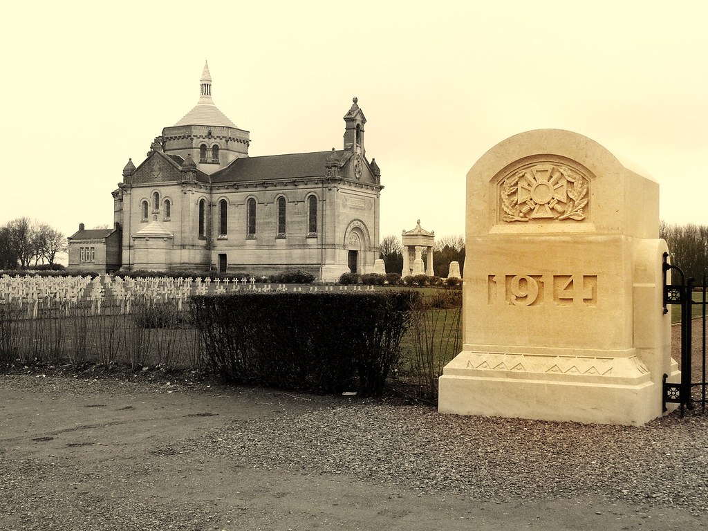 NotreDame de Lorette French National Cemetery, near Souch… Flickr