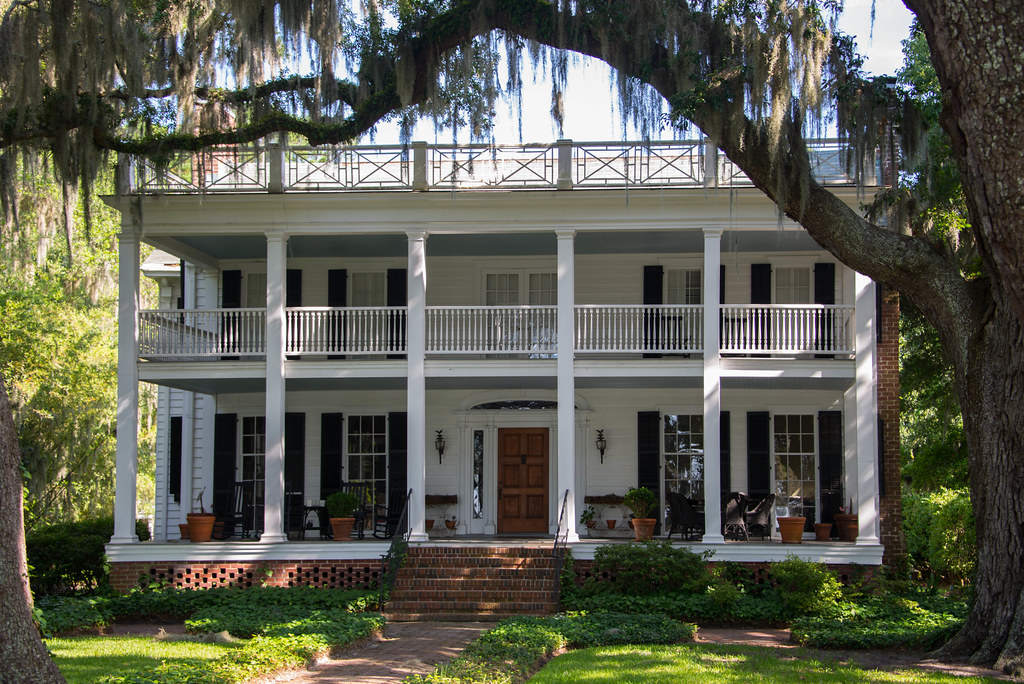 House, 1864, 7 W. Bluff Dr., Isle of Hope, GA Daves Rossell Flickr