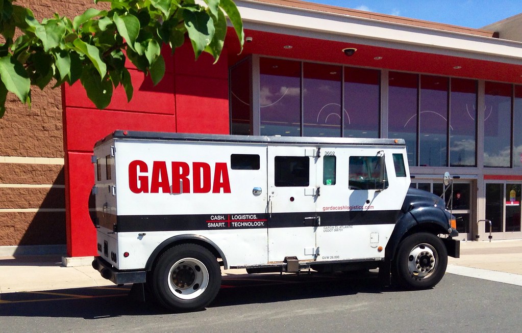 Garda Armored Truck, 8/2014 by Mike Mozart of TheToyChanne… Flickr