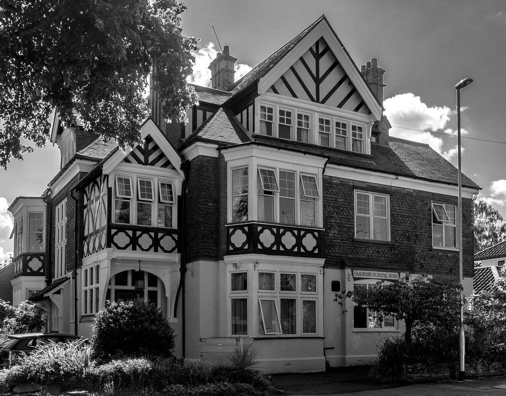 Oakwood Nursing Home Ballaghaderreen